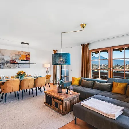 Wolke 7 - Traumhafter Bergblick Mit Stil - Garage