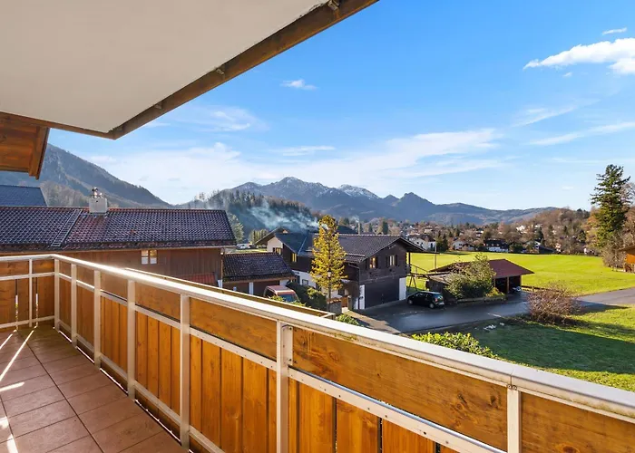 Διαμέρισμα Wolke 7 - Traumhafter Bergblick Mit Stil - Garage *