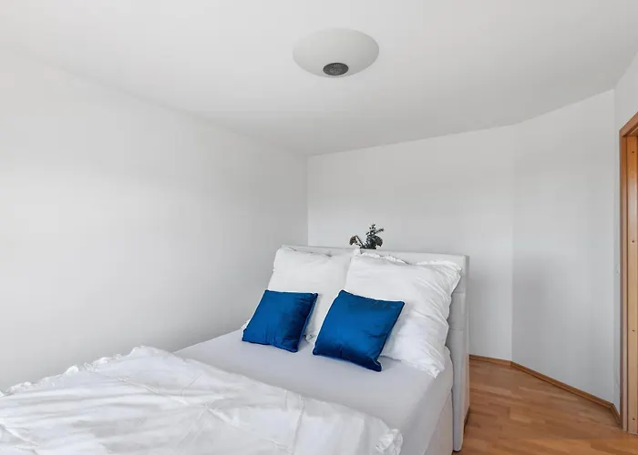 Wolke 7 - Traumhafter Bergblick Mit Stil - Garage *